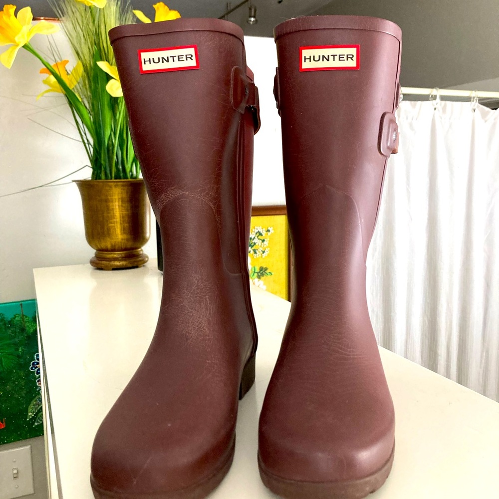 HUNTER Women's Burgundy Tall Rain Boots